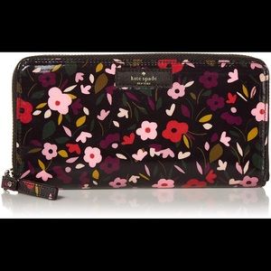 Leather Daycation Wallet